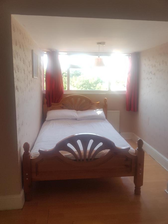 Dach Apartments - Cozy 3 Bed Apartment In Hendon Edgware Екстериор снимка