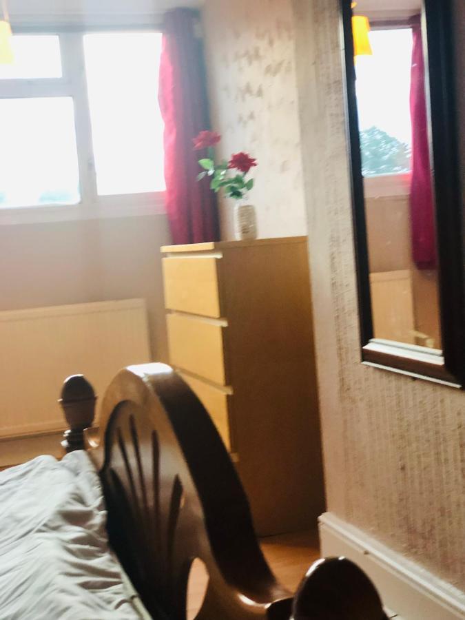 Dach Apartments - Cozy 3 Bed Apartment In Hendon Edgware Екстериор снимка