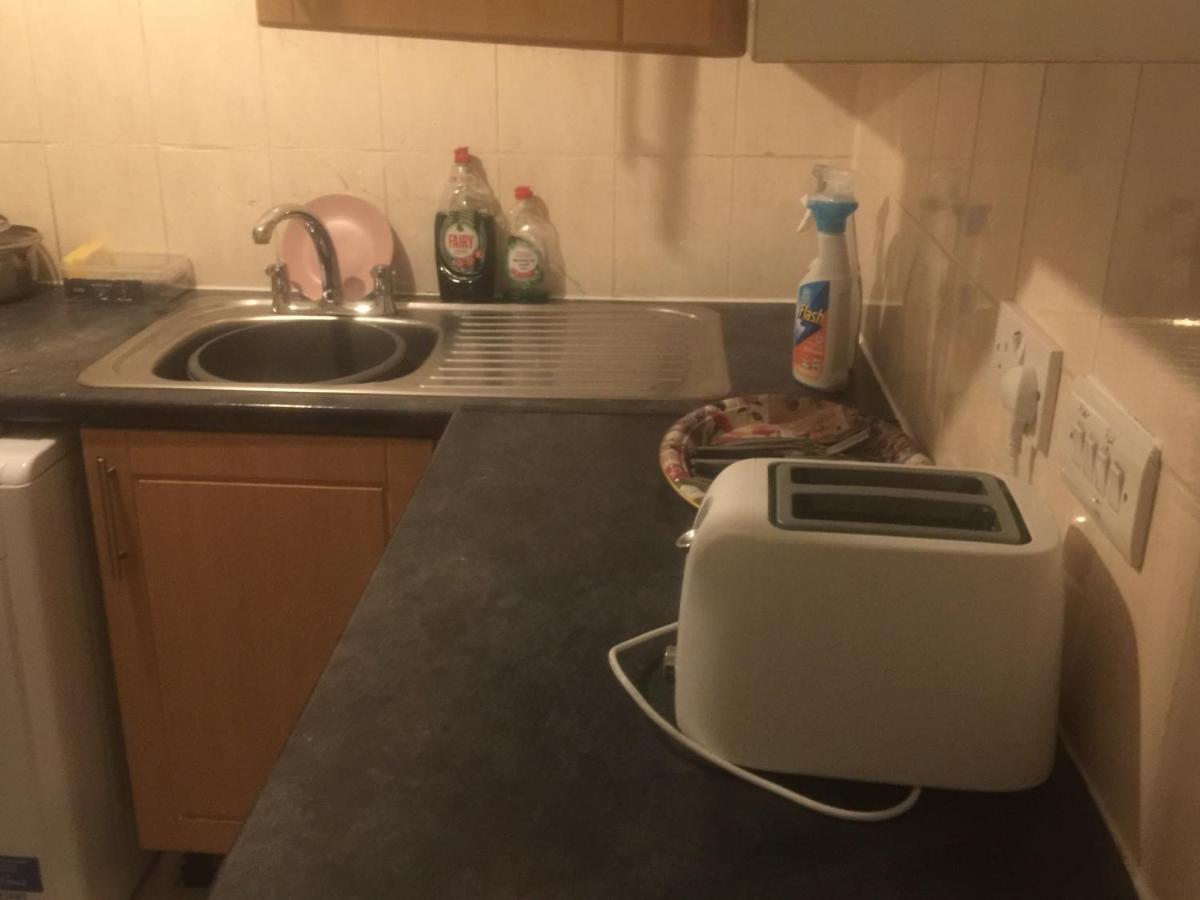 Dach Apartments - Cozy 3 Bed Apartment In Hendon Edgware Екстериор снимка