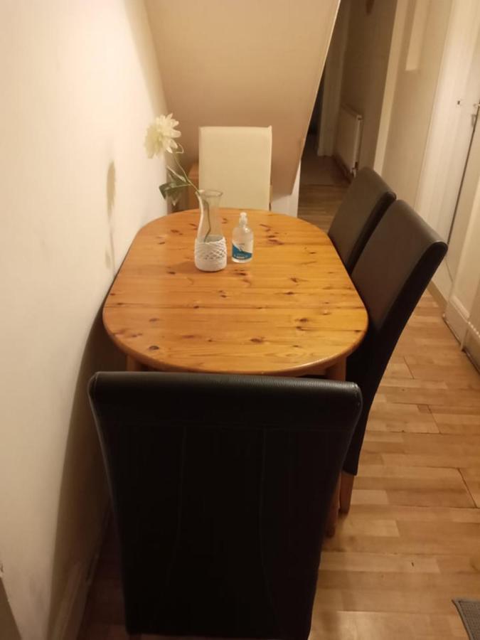 Dach Apartments - Cozy 3 Bed Apartment In Hendon Edgware Екстериор снимка