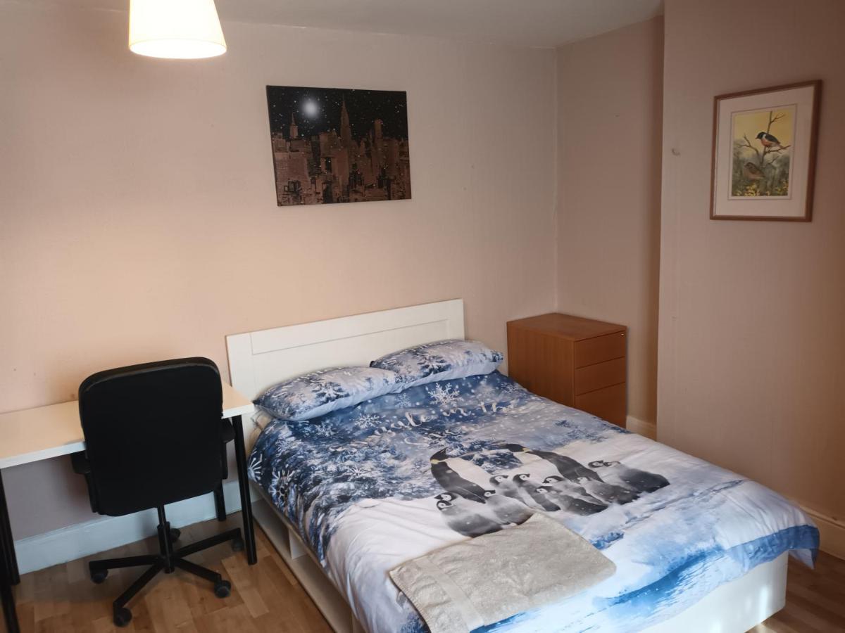 Dach Apartments - Cozy 3 Bed Apartment In Hendon Edgware Екстериор снимка